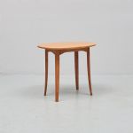 1186 5305 LAMP TABLE